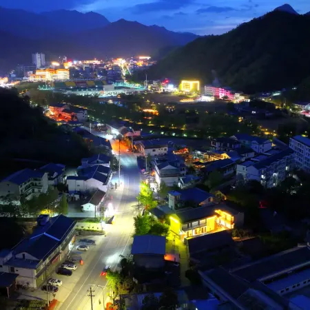 萱羽花眠民宿