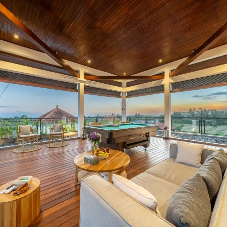 Casa Luma villa - 2BR Private Pool Villa with Rooftop,Jacuzzi & Rice Field View