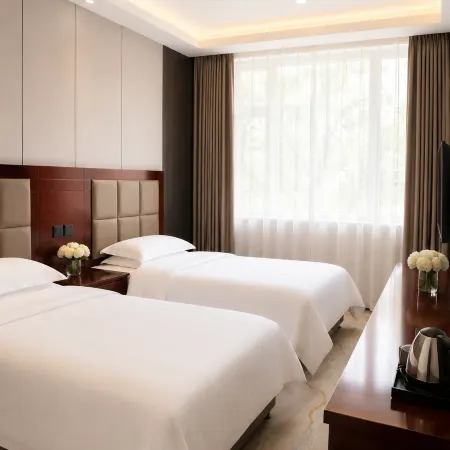 Wusu Ruihua Business Hotel