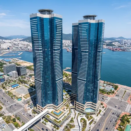 Le Collective Busan Station