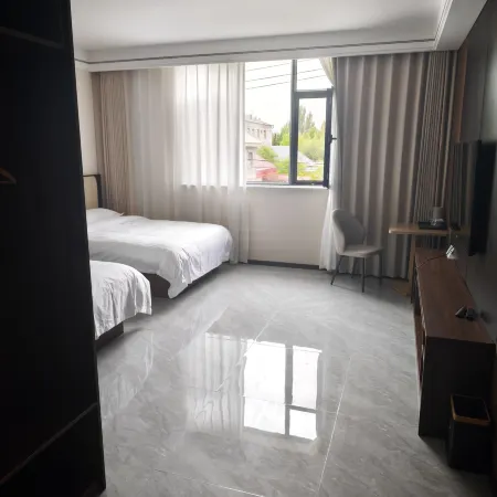 Cijian Xiaozhu Homestay (Yili Yining International Airport)