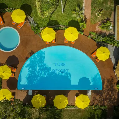 Tube Resort by EHM Hotel dekat Pantai Lazy