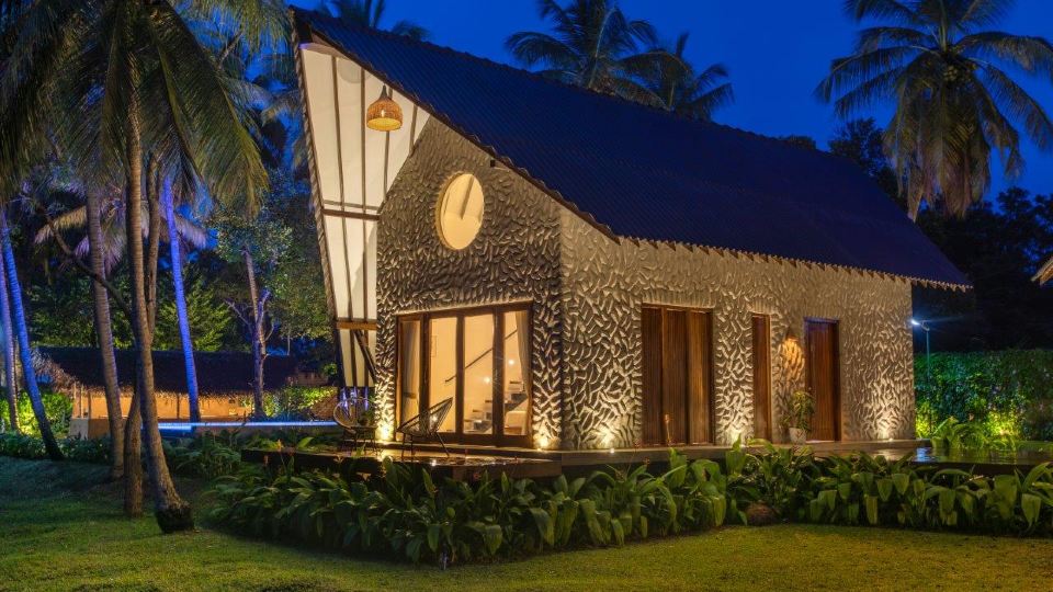 Avora Lake Villas