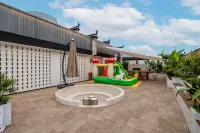 Floral Hotel· Wuye Youshe · Designer Art  Hotel (Wuyuan High-speed Railway Station Branch) - Family