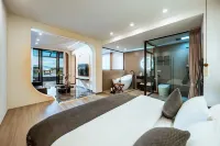 RainHalt · Muse Forest Isle Boutique Stay (Panoramic Sea View) - balkon