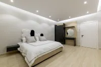 Private Zone Al Aqeeq