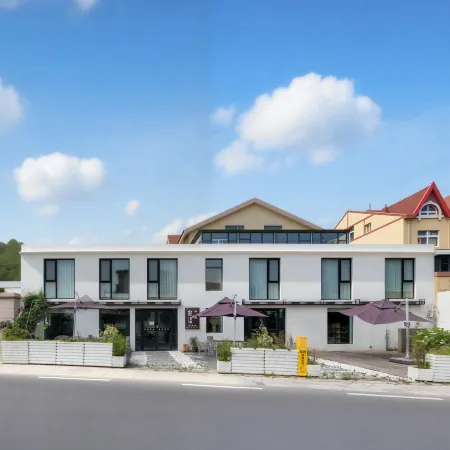Qingdao Laoshan Guangyu Tea-themed Stay (Laoshan Yangkou Scenic Area)