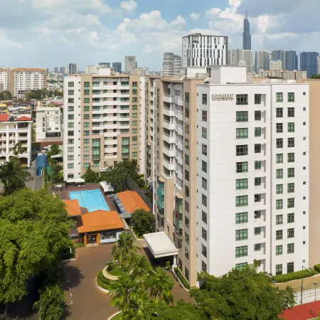 Somerset Ho Chi Minh City Отели рядом с достопримечательностью «Конгресс-центр GEM Centre»