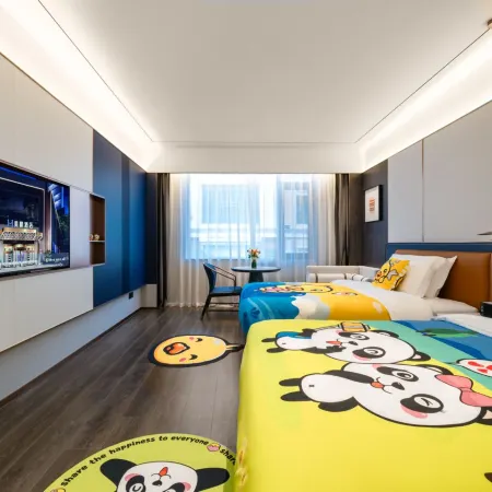 Mehood Hotel (Foshan Qinghui Garden Daliang Hua'gai Road Commercial Pedestrian Street Branch)