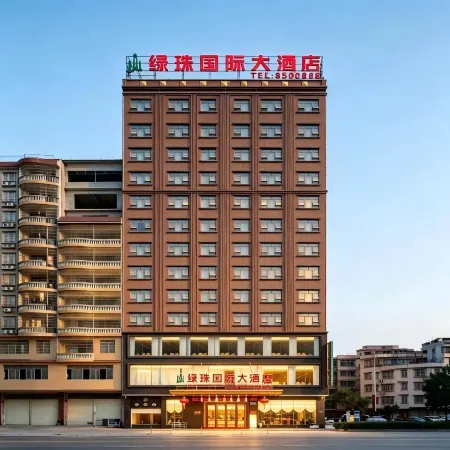Bobai Luzhu Kokusai Hotel