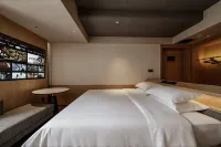 YSEE悦见酒店(贵阳黔灵山公园喷水池店) - 5-Star