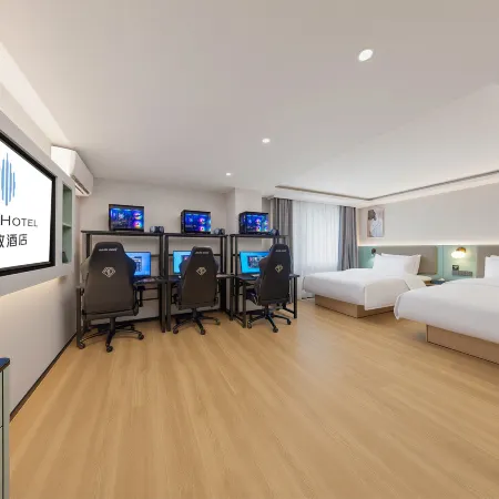 EZZI HOTEL