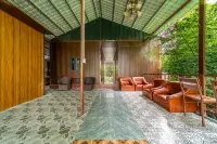 Anna Bungalow Vientiane - parking