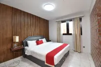 Residency by La Maison Royale - Condos