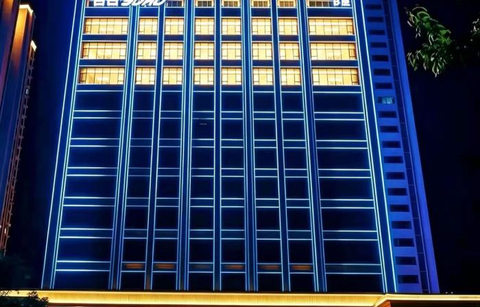 โรงแรม HanTing (ซินจี๋ วันด้า พลาซ่า)
