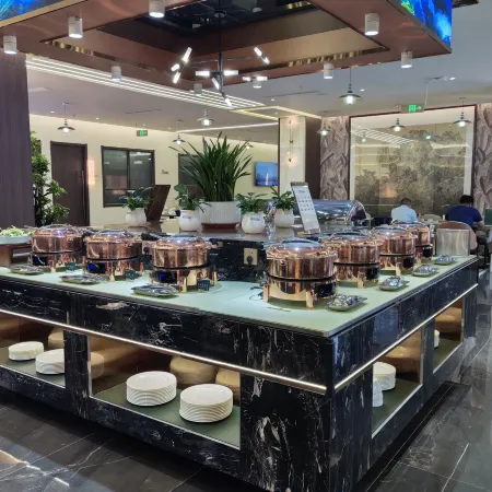 Longshan International Hotel (Weifang Botanical Garden)