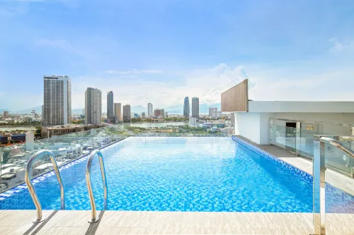 Le Charmant Da Nang - New