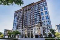 Shengyi Light Luxury Hotel (Chengde South Station Store) - 2-Star