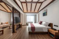 Chuxiong Fanyin Xishe (Yiren Ancient Town Scenic Area Store) Hotels near Chuxiong Confucian Temple