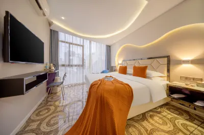 Shanghai Yijun Select Hotel Hotels near Jiuzi Park