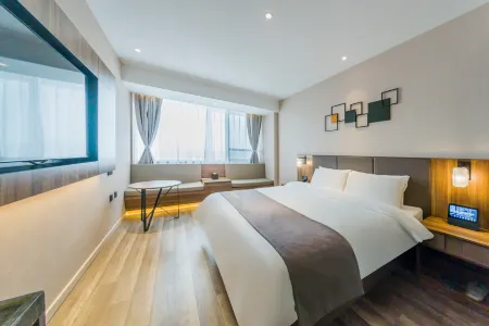 Homeinn Plus Hotel (Shanghai Children's Hospital Lianhua Road Subway Station)