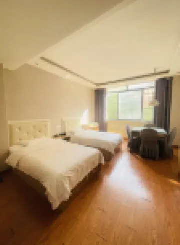 Poyang Shengwei Hotel (Huanhu Park Branch)