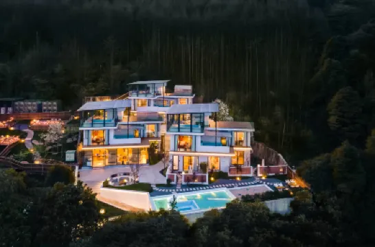 Yunfuli Yunsu·Yidao Qingcheng·camping Mountain Private Hot Spring B&B Hotels near Fengqi Mountain