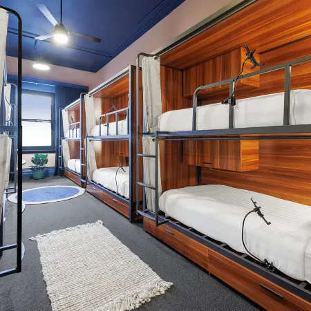 Roamer St Kilda