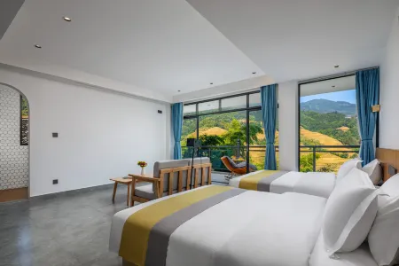 Yunbo Mountain Hotel (Longji Rice Terrace No. 1 Observation Deck Branch)