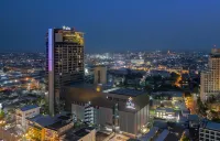 Ad Lib Hotel Khon Kaen Hotel dekat Wat Sawan Wanaram