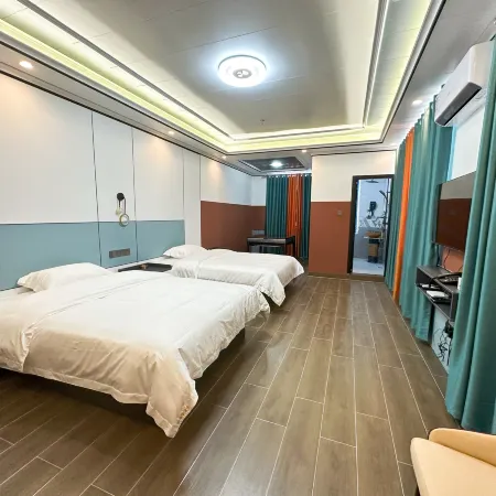 Golden Wowo Hotel