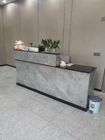 There is a B&B (Wangxiangu Scenic Area)