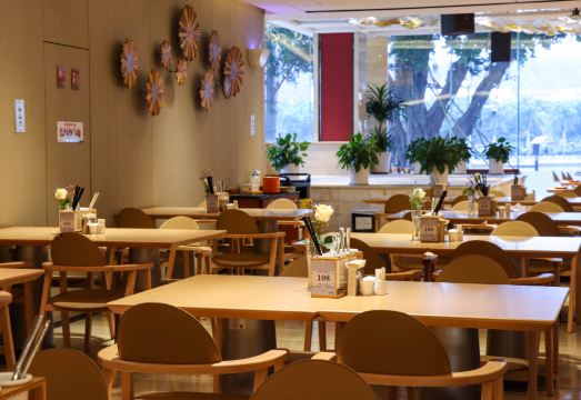 5. 샤먼 에어라인 ..