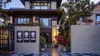 Floral Hotel· Sea Park No.2 Hotel(Weihai Railway Station) Hotel dekat Xiangu Ding Mountain