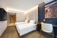 Atour X Hotel, West Market, Yanji Department Store