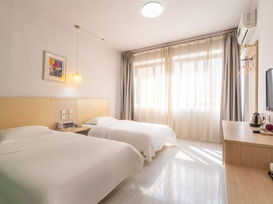 Traveler Jiayuan Hotel Chain (Wuyi Road Subway Station)