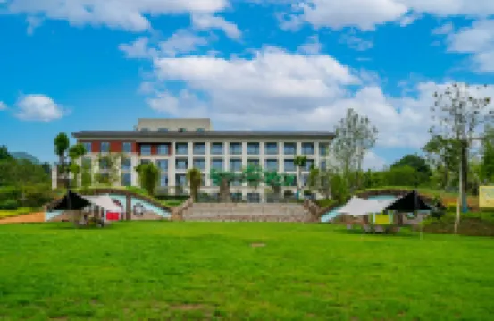 Huzhou Boxin Bay hot Spring Resort Hotel Hotels near Yuanxiangxiaozhen Sceneic Area