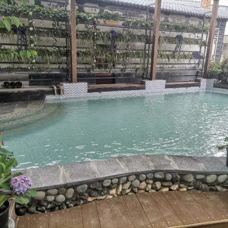 Yuanzhiyuan Guilaiju Hot Spring Homestay (Niujie Township Branch)