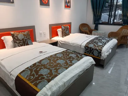 Tianquan Erlangshan No.1 Inn Отели рядом с достопримечательностью «Erlang Mountain National Forest Park»