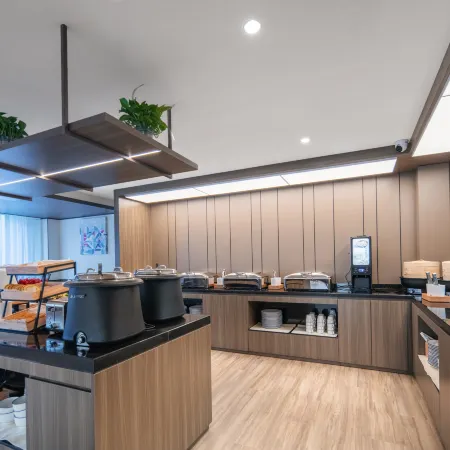 HanTing Hotel (Puyang Wanda Plaza Shuixiu Street)
