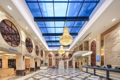 維也納酒店（桂林會展中心灕江河畔店） 鄰近桂林市體育運動學校-重競技訓練館的酒店