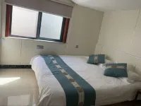 Fengtai Caoyu Hotel Hotels near Xiangtai Shopping Mall (West to Labor Insurance Mansion)