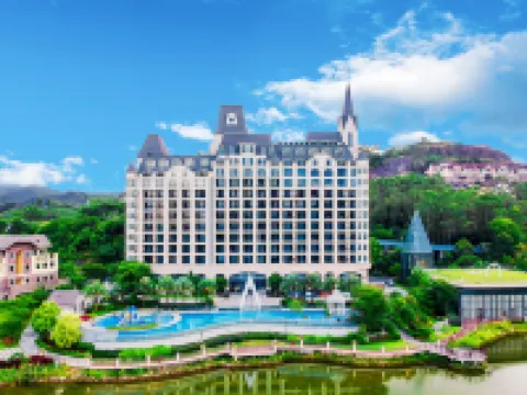 Grand LAN Resort Huizhou Minmetals Hallstatt hotel Hotels in Boluo