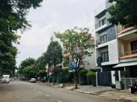 Han Apartment Hotels near Dragon Carp Fountain