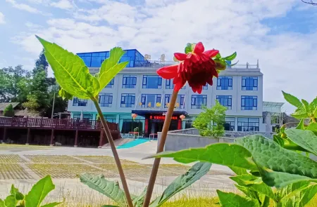 Grand Hotel Royal View Отели рядом с достопримечательностью «Shiniu Tourism Town»
