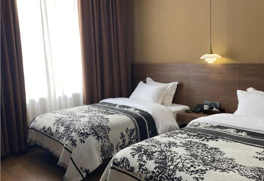 린이 호텔 실내 전경