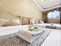 Tianzi Hotel (Zhaoxiang Platinum Times) Hotels near Yilong Railway Station