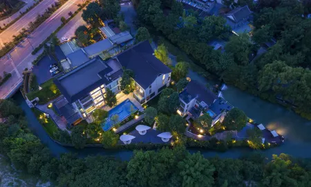 Flowing Strings  Guitar hotel Отели рядом с достопримечательностью «Sandaoyan»