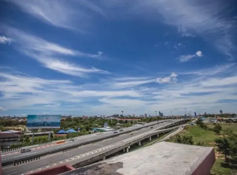 CK Resort Pattaya Отели рядом со станцией Железнодорожная станция Паттая