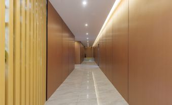 Haikou Xichen Zhixiang Hotel (Haikou Meilan International Airport)